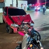 Colisão deixa duas pessoas feridas