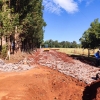 Obras de calçamento no interior do município