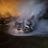 Incêndio destrói um caminhão Scania T 112